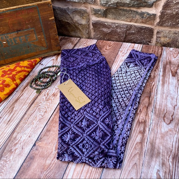 ✨NIYAMA SOL MACRAME AMETHYST HI WAIST LEGGING - Picture 5 of 10